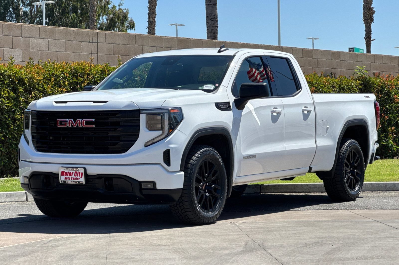 Certified 2023 GMC Sierra 1500 Elevation w/ X31 Off-Road Package AWD/4WD image 8