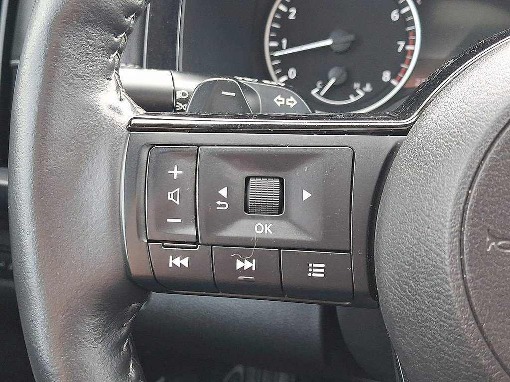 Certified 2024 Nissan Pathfinder SL w/ SL Premium Package AWD/4WD image 17
