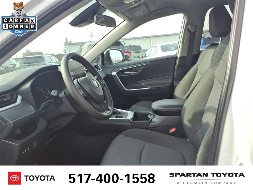 Used 2025 Toyota RAV4 XLE image 13