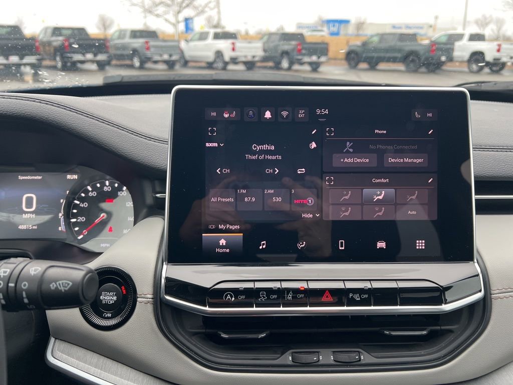 Used 2025 Jeep Compass Limited image 18