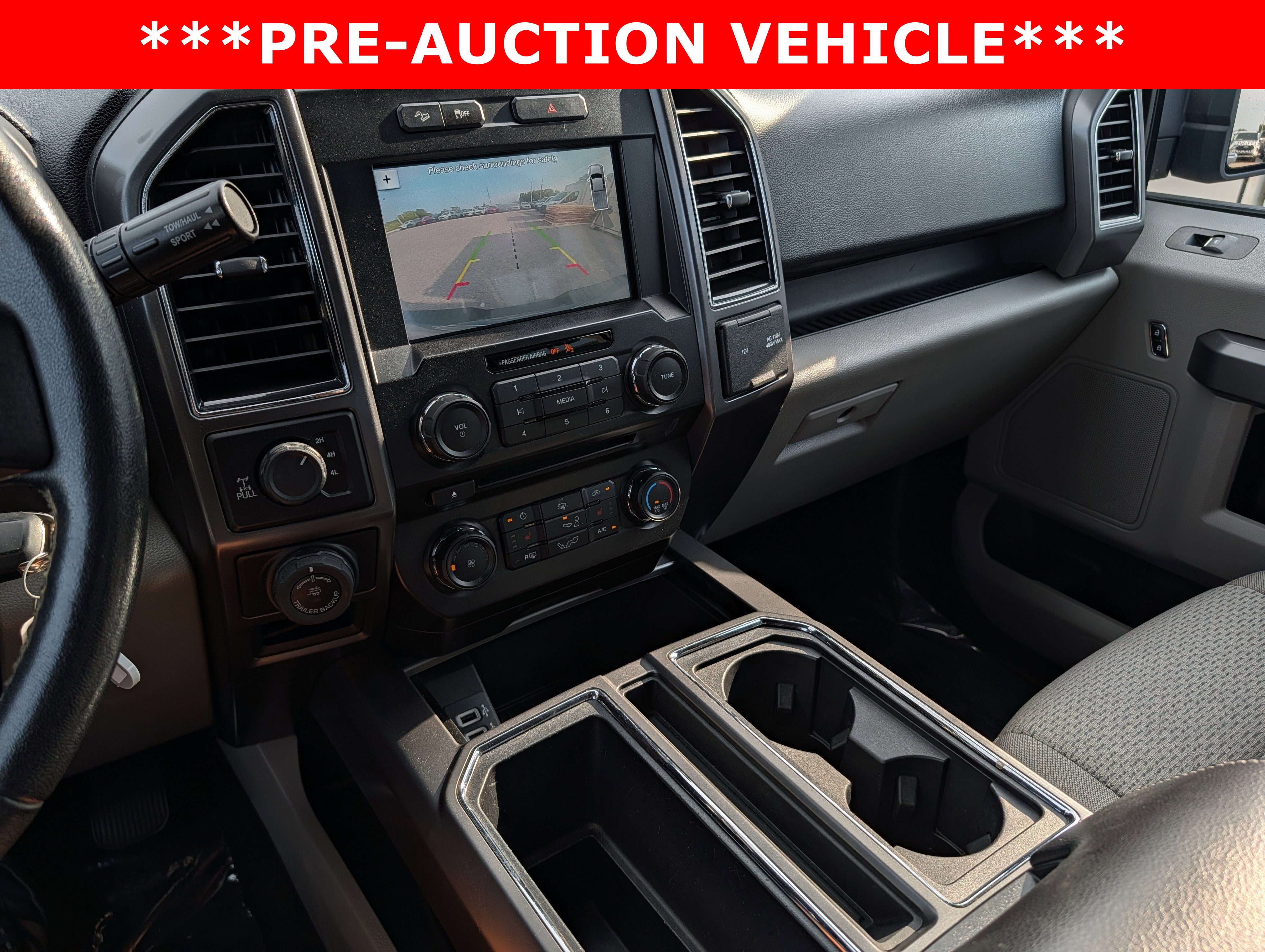 Used 2017 Ford F150 XLT w/ Equipment Group 302A Luxury AWD/4WD image 32