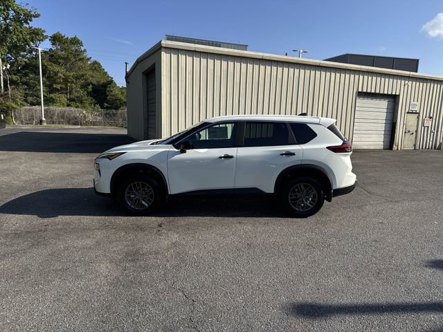 New 2026 Nissan Rogue S FWD image 8