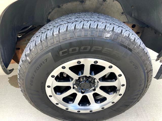 Used 1998 GMC Yukon SLT w/ Marketing Opt Pkg 5 image 12