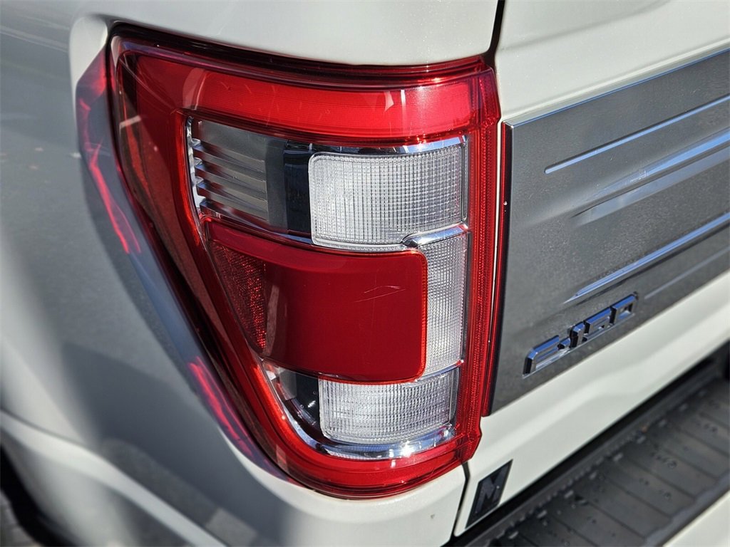 Used 2022 Ford F150 Limited image 8