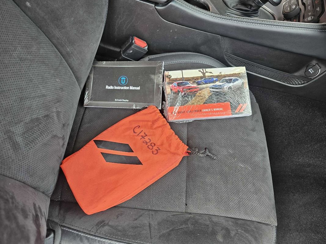 Used 2022 Dodge Challenger GT w/ Plus Package image 8