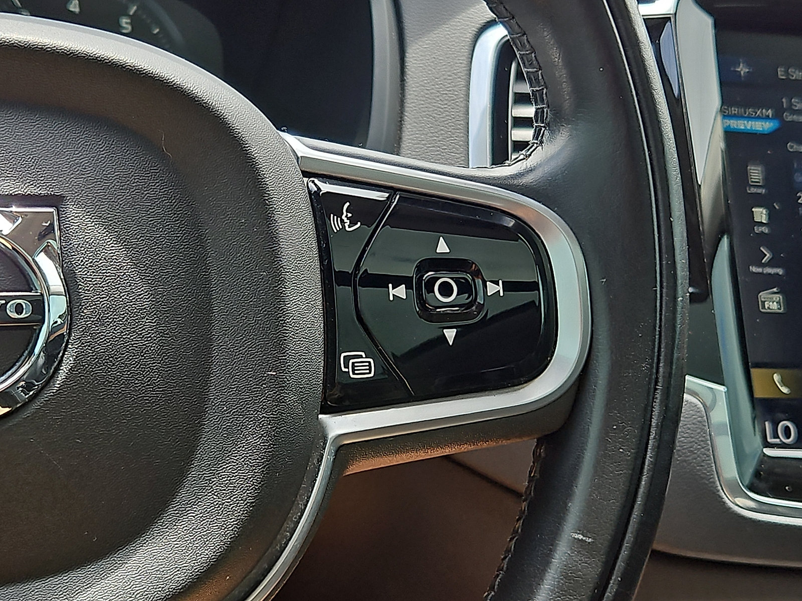 Used 2019 Volvo XC90 T6 Inscription w/ Luxury Package AWD/4WD image 24