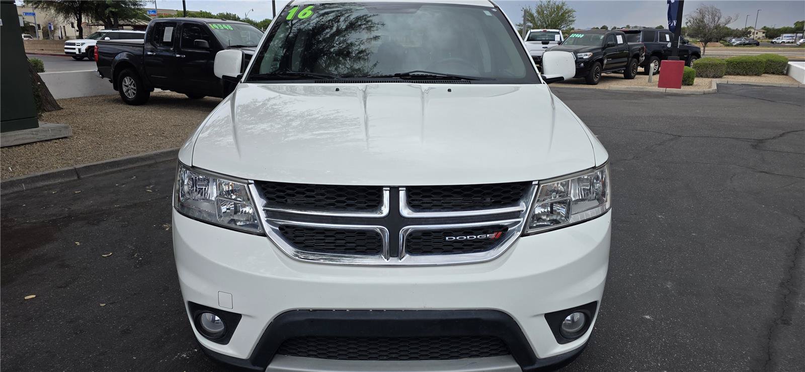 Used 2016 Dodge Journey SXT w/ Premium Group FWD image 2