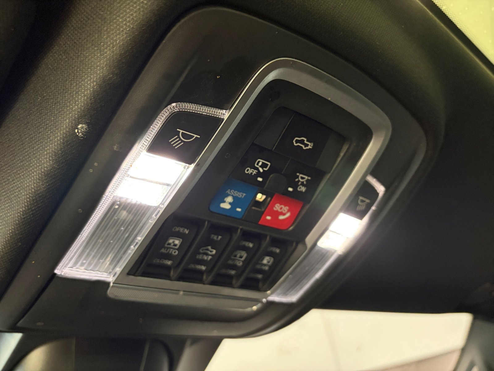 Used 2019 RAM 1500 Laramie AWD/4WD image 24