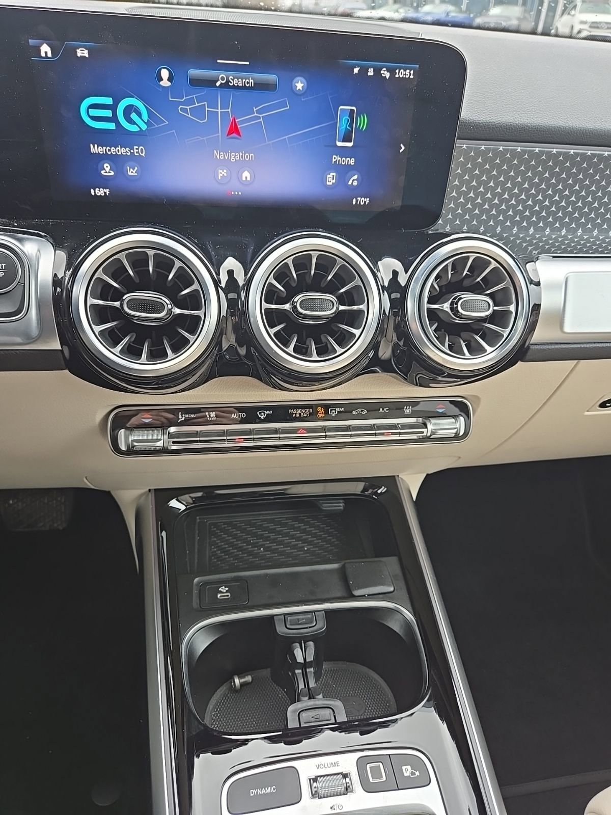 Used 2025 Mercedes-Benz EQB 350 4MATIC SUV image 10