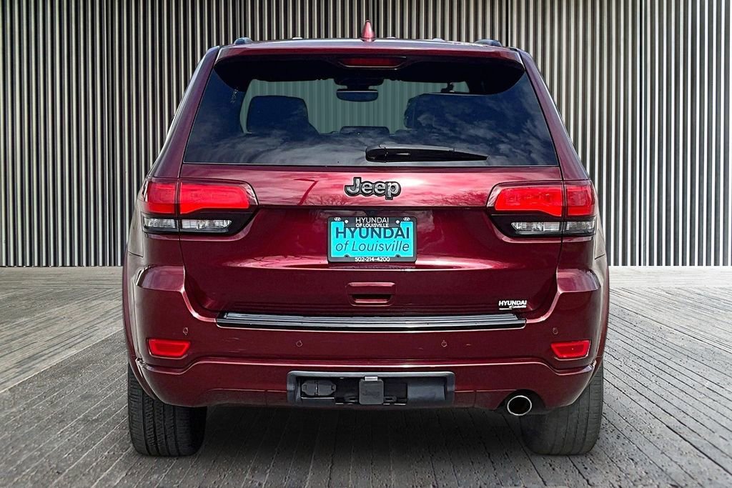 Used 2017 Jeep Grand Cherokee Altitude image 5