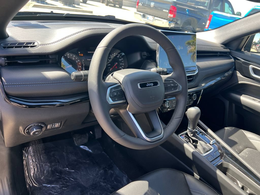 New 2026 Jeep Compass Latitude AWD/4WD image 19