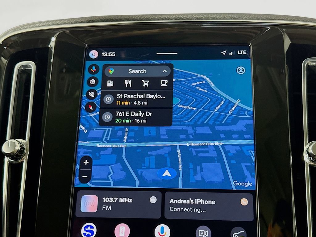 Certified 2026 Volvo XC40 B5 Ultra w/ Climate Package image 13