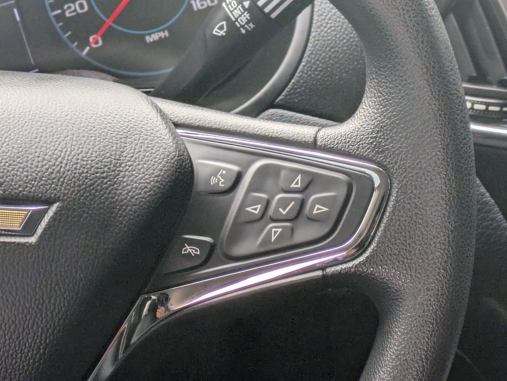 Used 2017 Chevrolet Cruze LT w/ Convenience Package image 14