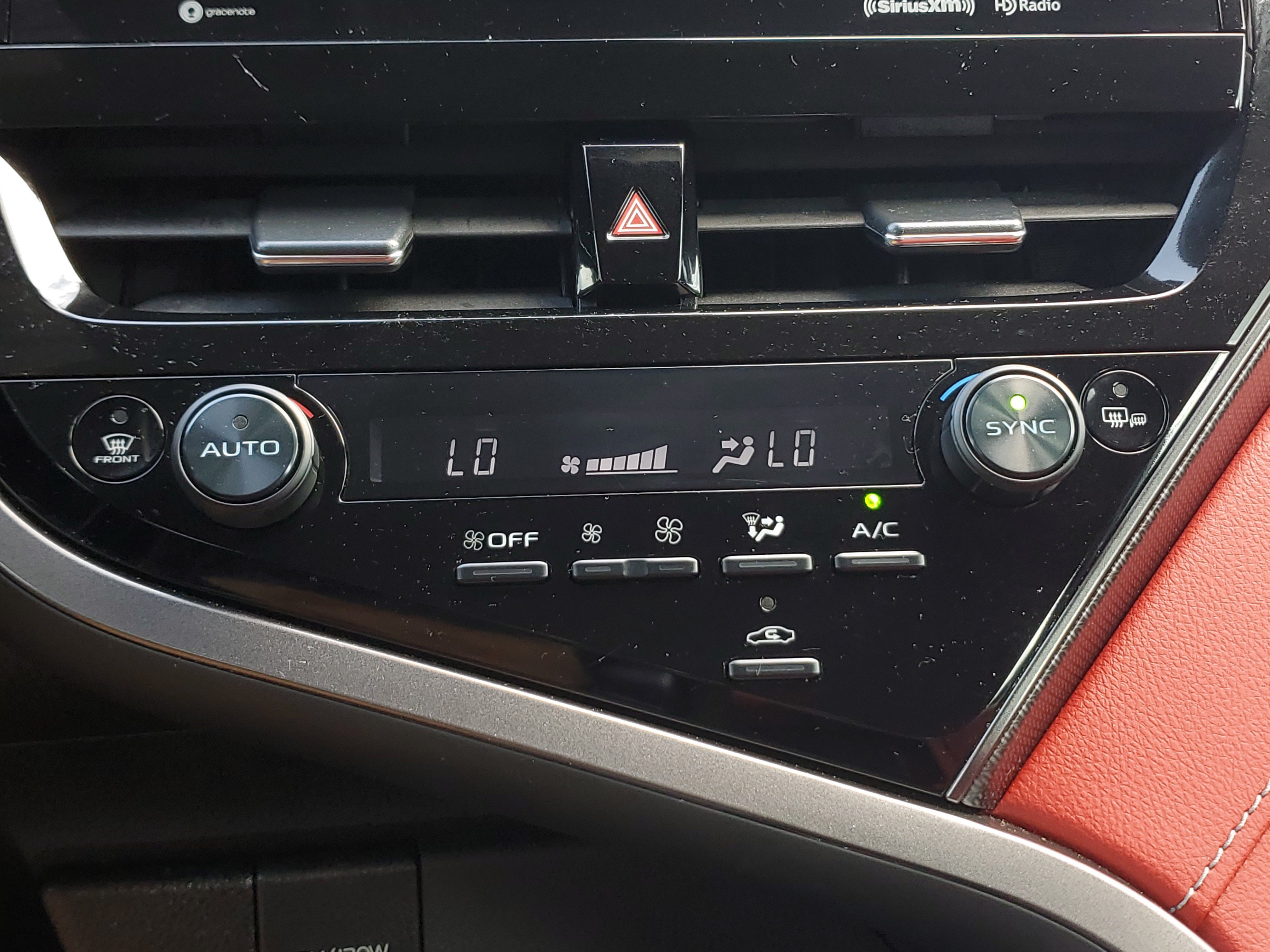 Used 2024 Toyota Camry XSE FWD image 25
