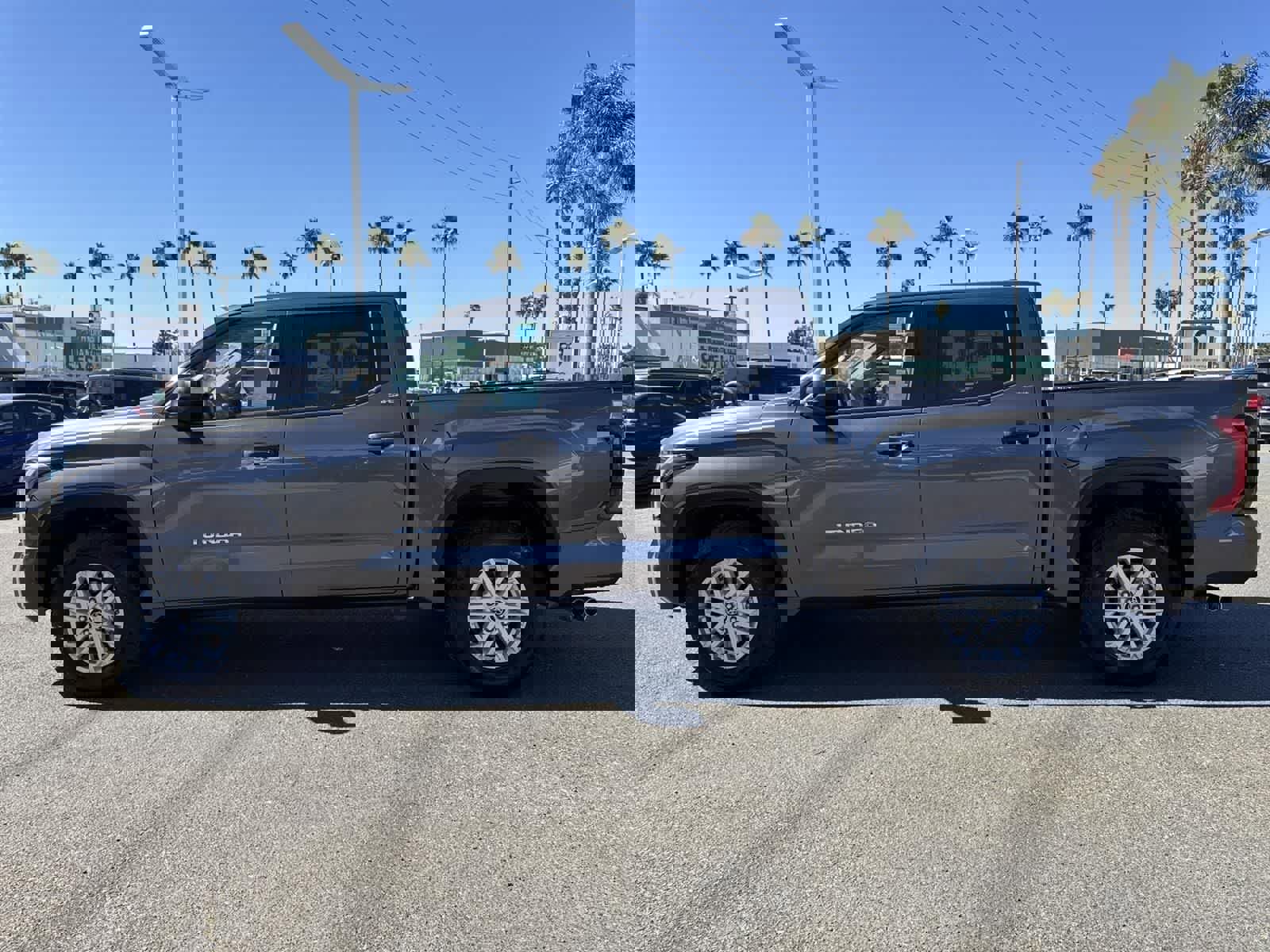 Used 2022 Toyota Tundra SR5 image 5