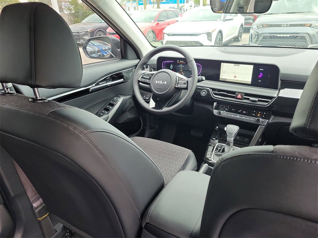New 2026 Kia Seltos S image 13