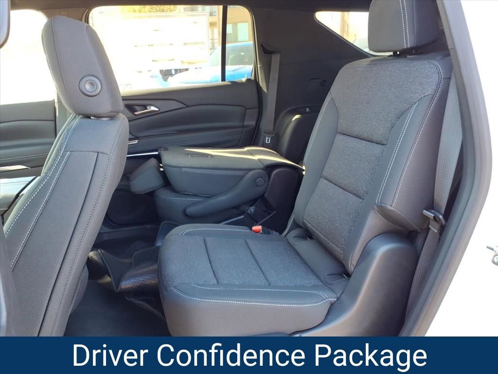 New 2026 Chevrolet Traverse LT w/ Driver Confidence Package image 21