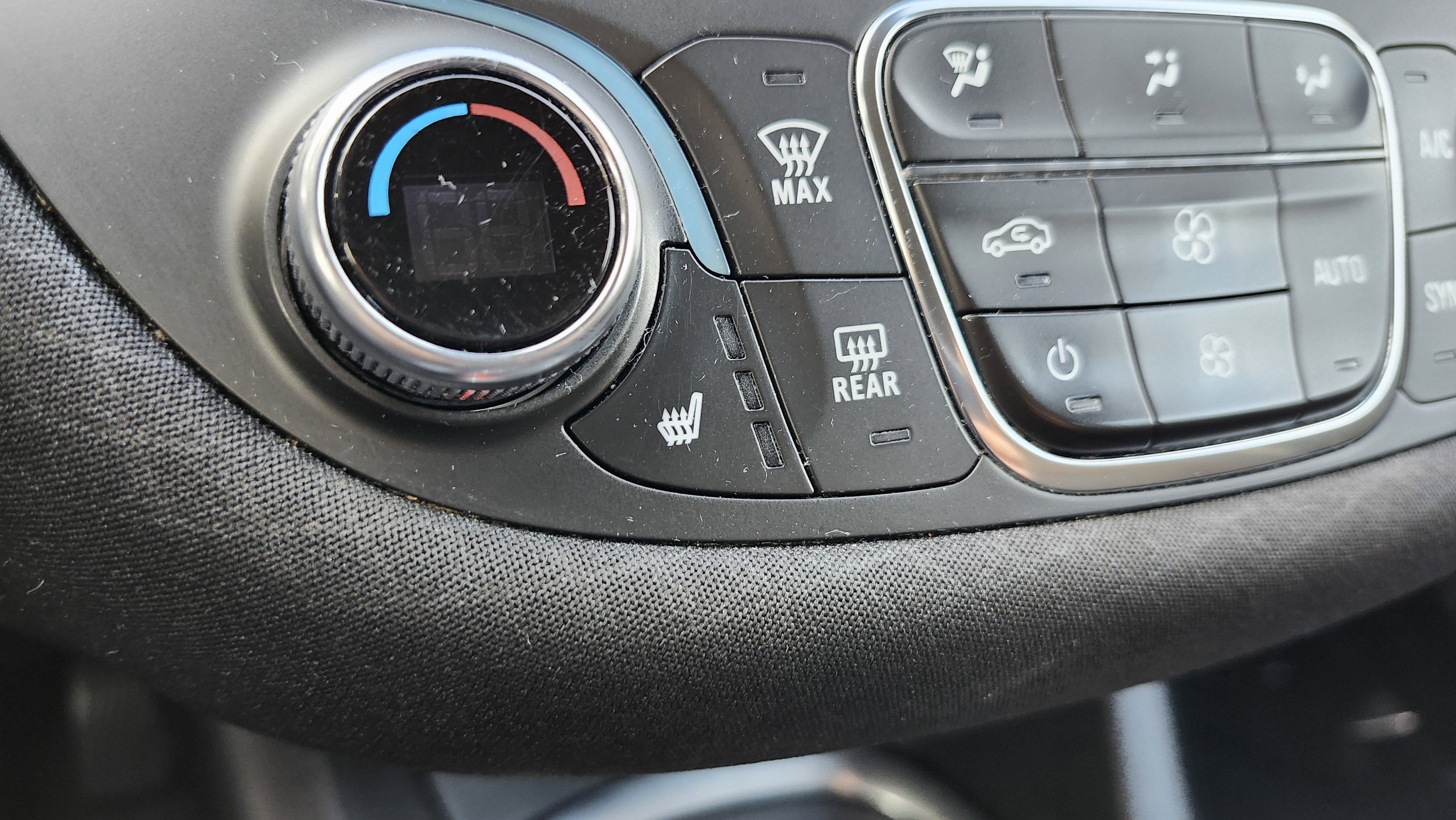 Used 2022 Chevrolet Malibu LT image 6