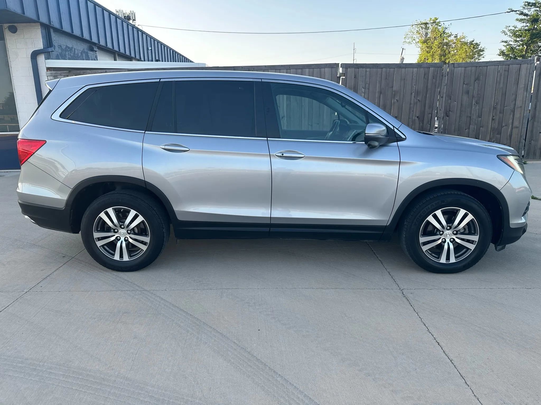Used 2016 Honda Pilot EX-L image 6