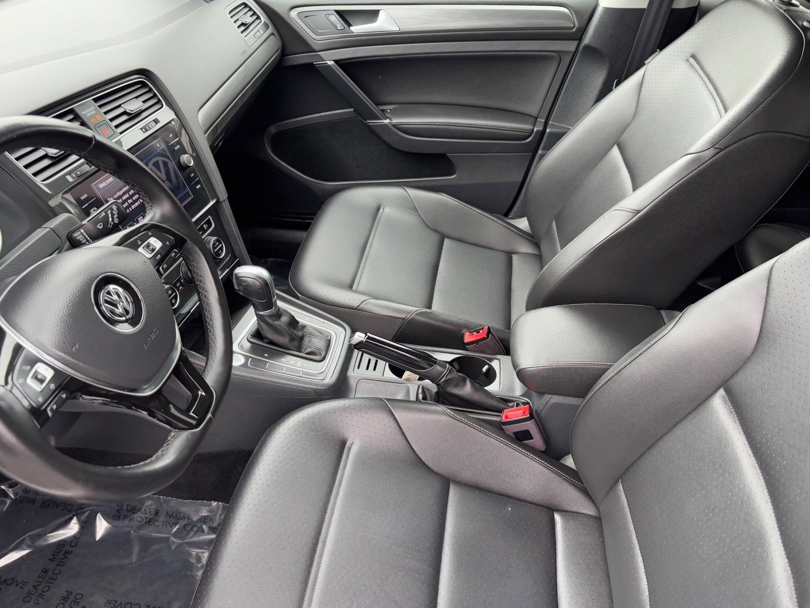 Used 2019 Volkswagen Golf S image 19