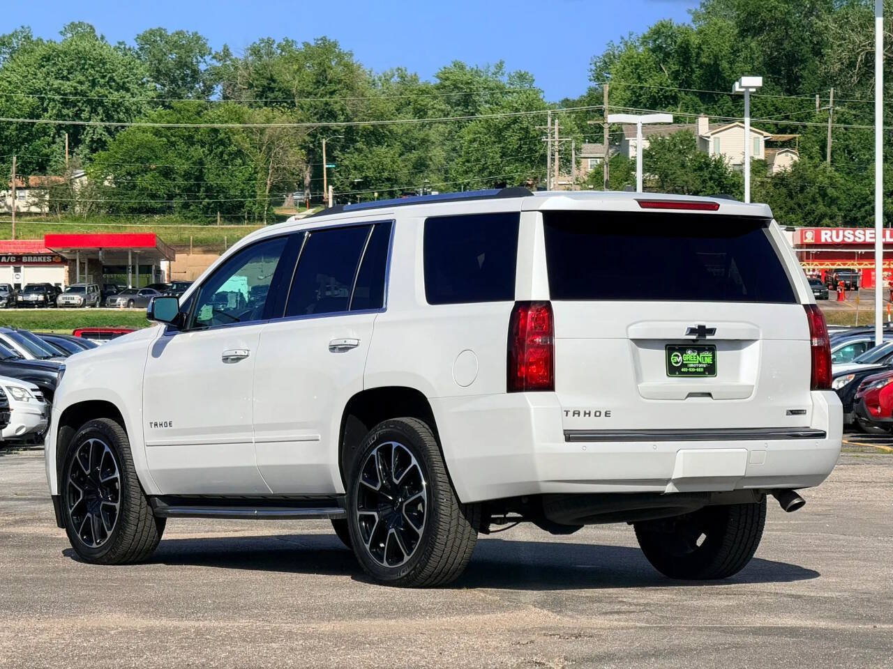 Used 2017 Chevrolet Tahoe Premier AWD/4WD image 2