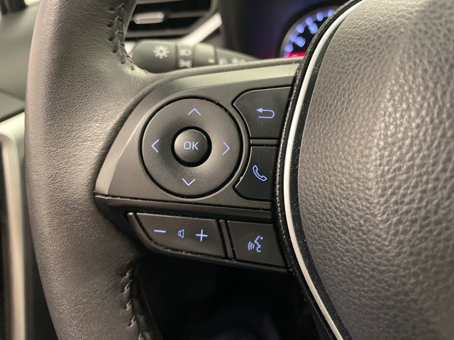 Used 2021 Toyota RAV4 XLE Premium AWD/4WD image 18