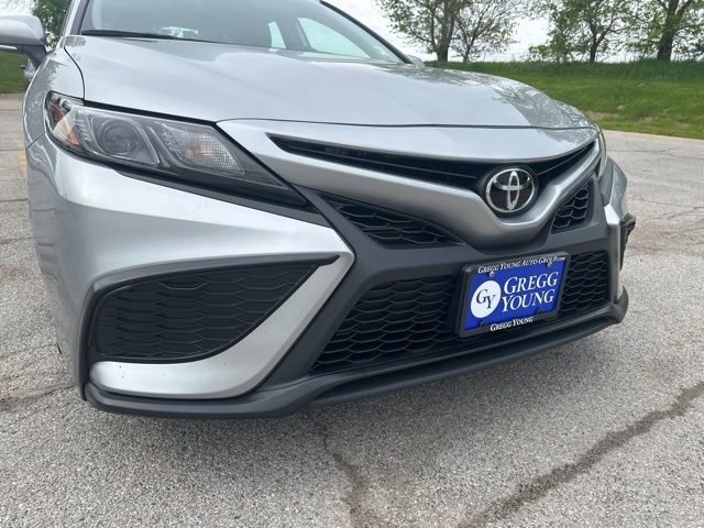 Used 2024 Toyota Camry SE FWD image 11