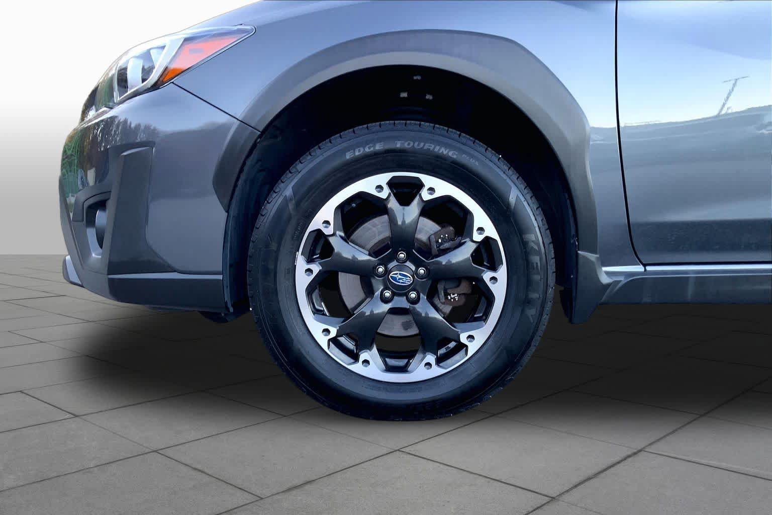 Used 2023 Subaru Crosstrek 2.0i Premium AWD/4WD image 11