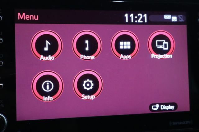 Used 2020 Toyota Corolla SE image 29