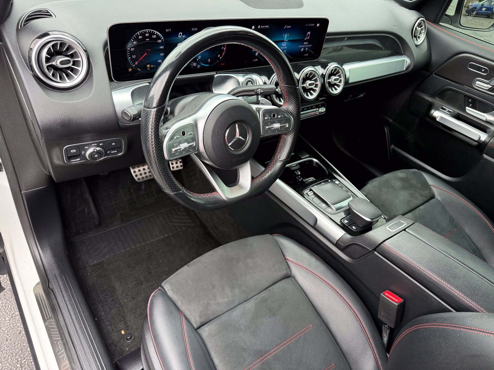 Used 2021 Mercedes-Benz GLB 35 AMG 4MATIC image 12