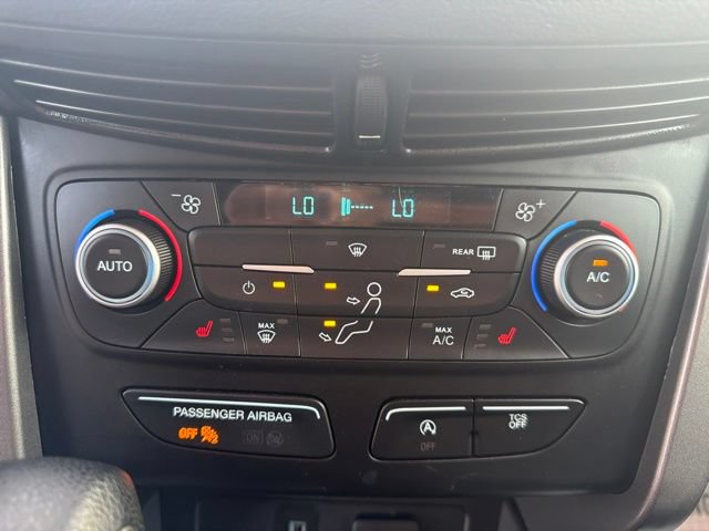 Used 2018 Ford Escape SE w/ Ford Safe & Smart Package AWD/4WD image 18