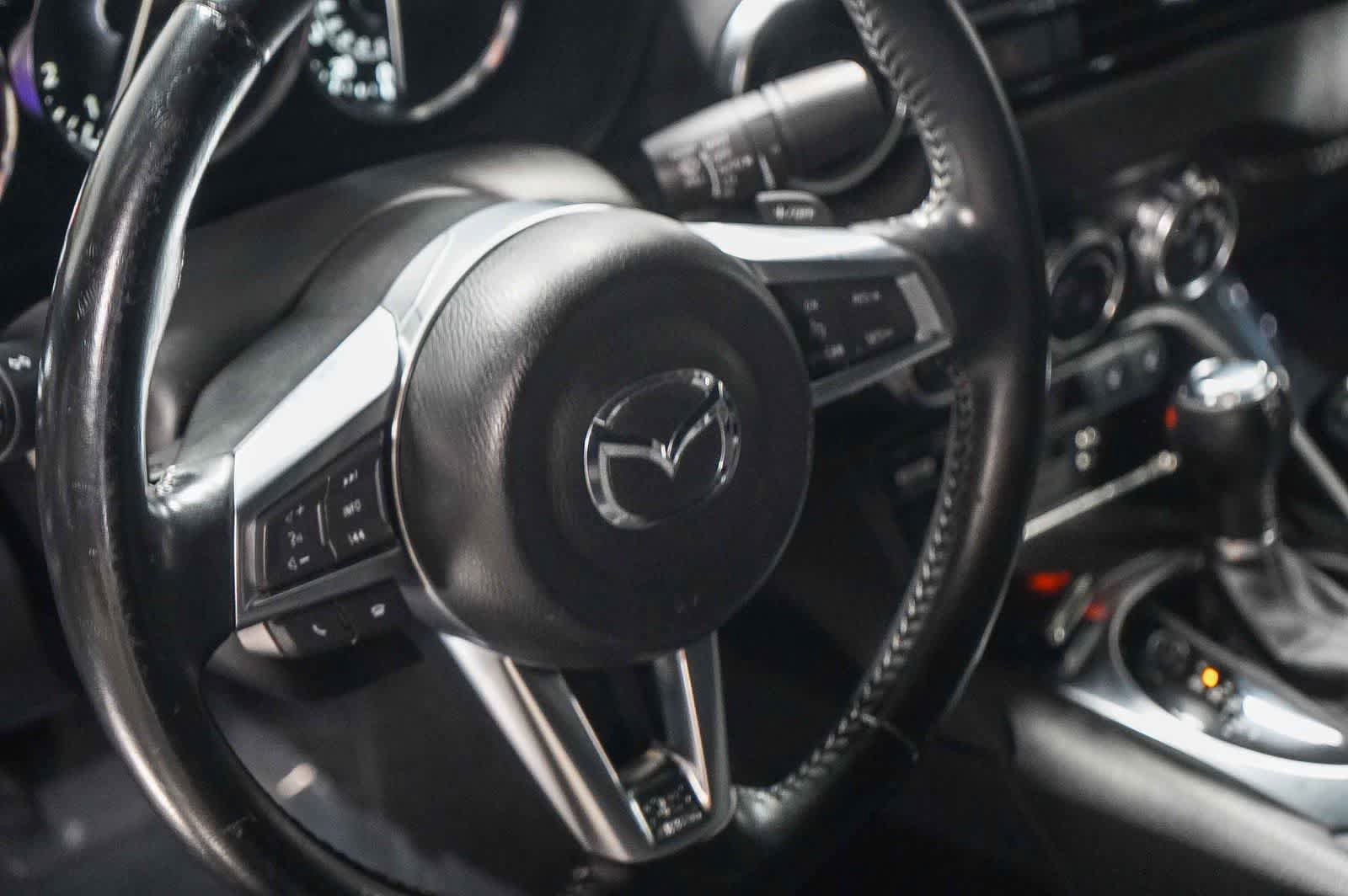 Used 2021 MAZDA MX-5 Miata RF Grand Touring image 19