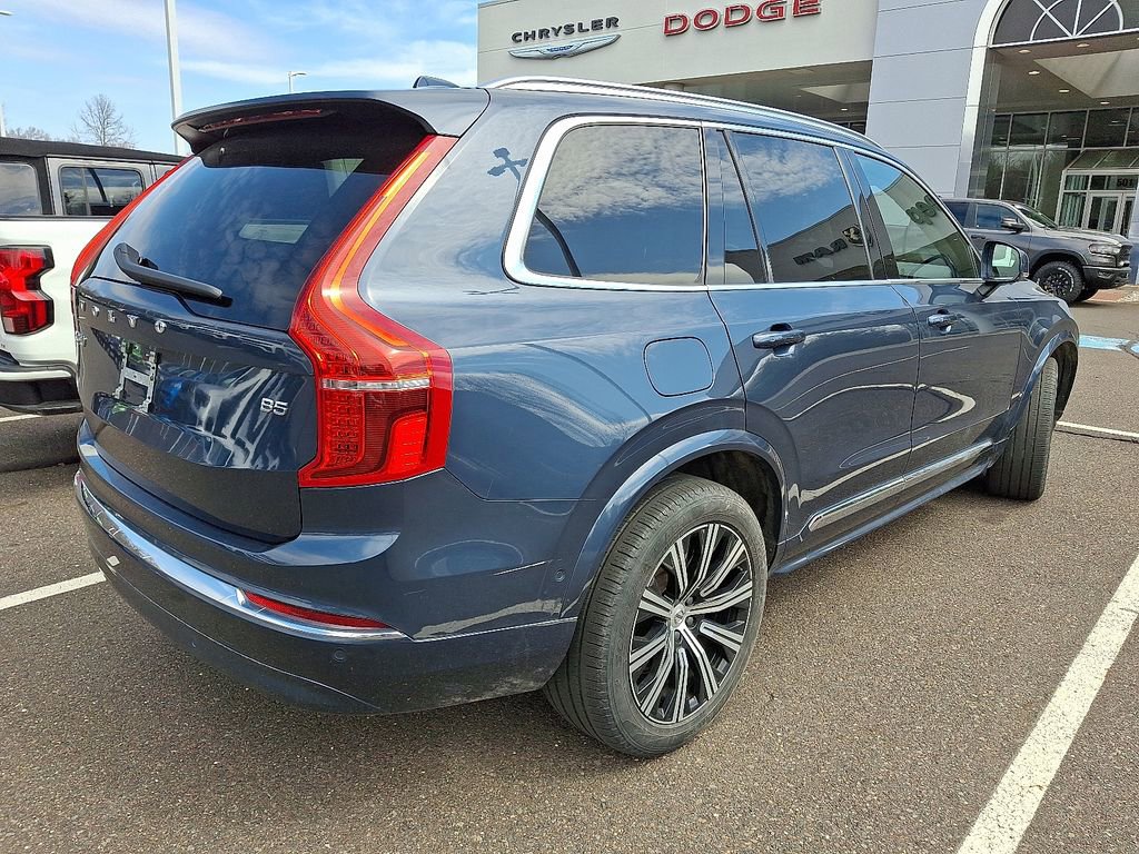 Used 2023 Volvo XC90 B5 Plus w/ Protection Package image 5