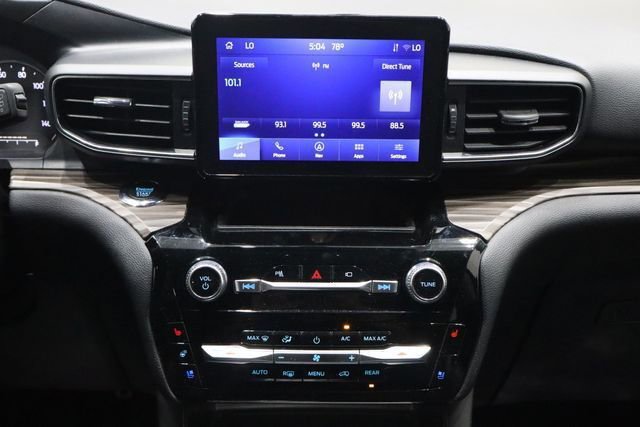 Used 2022 Ford Explorer Limited w/ Equipment Group 301A image 33