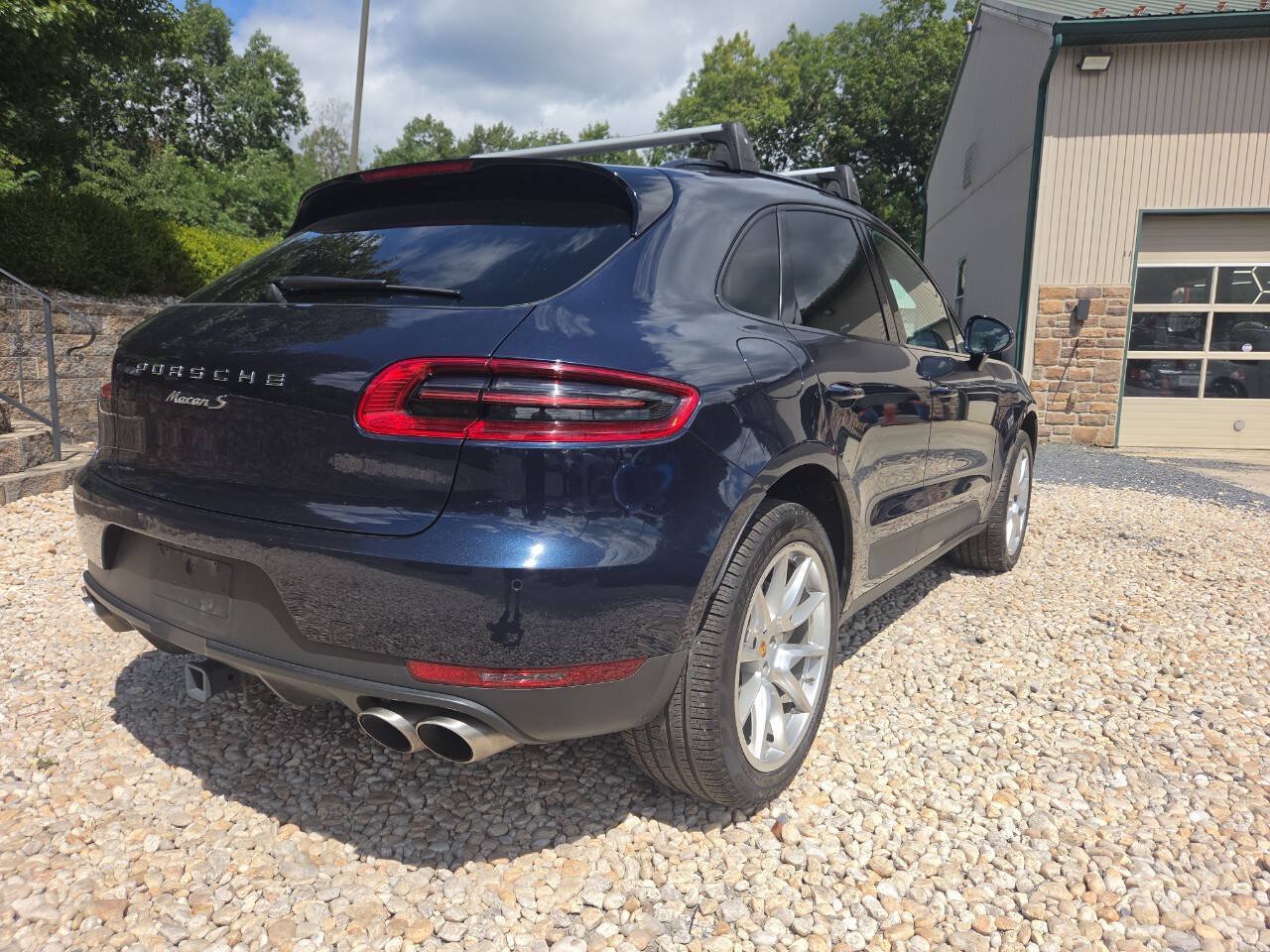 Used 2018 Porsche Macan S AWD/4WD image 6