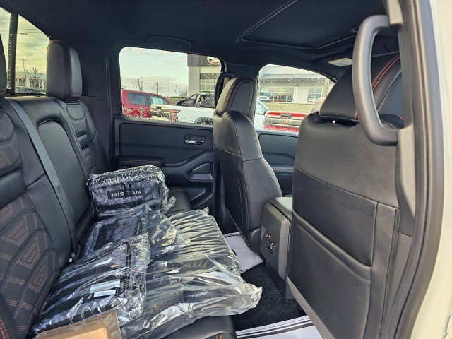 New 2025 Nissan Frontier PRO-4X w/ Pro Premium Package image 17