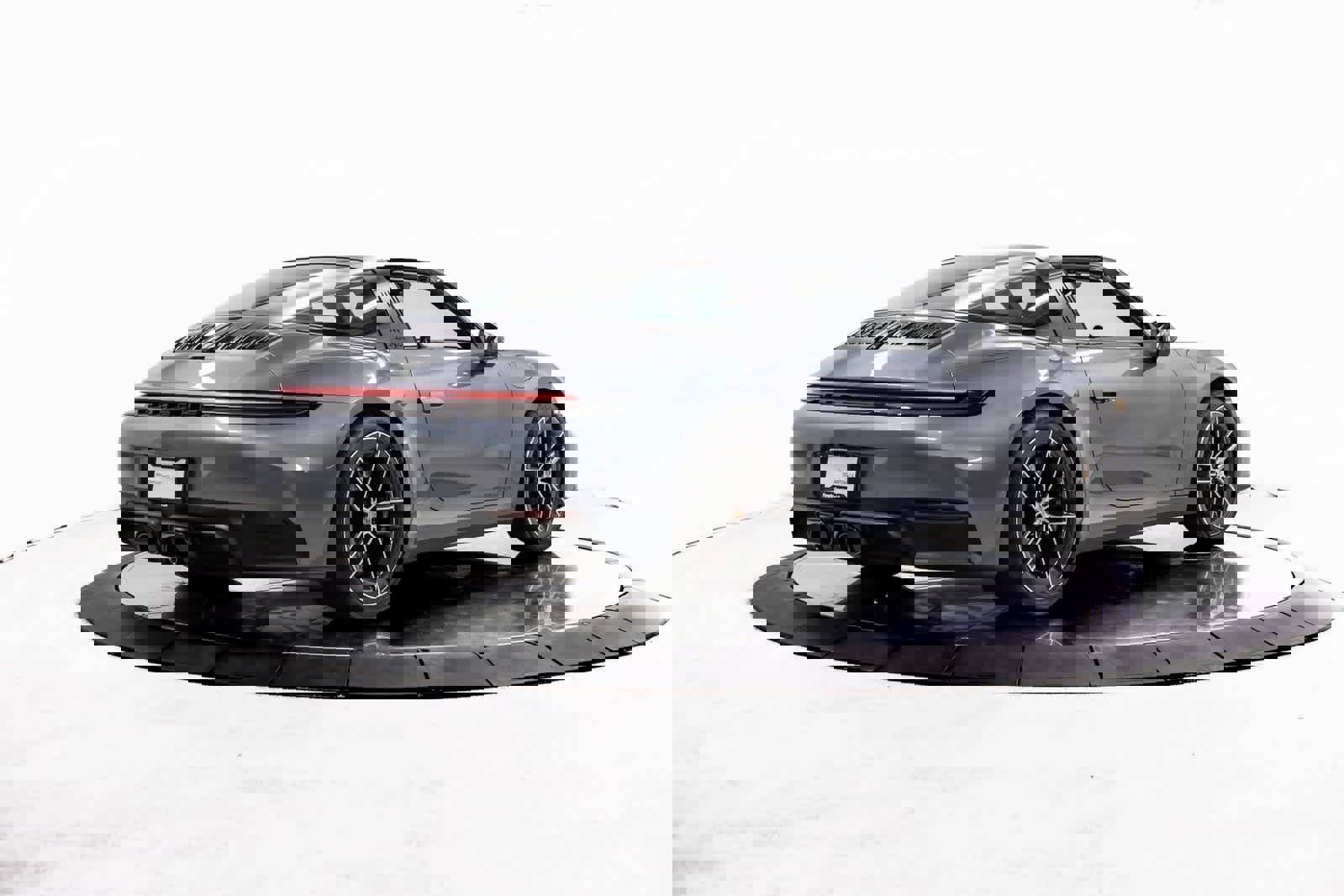 Certified 2025 Porsche 911 Targa 4 GTS image 7