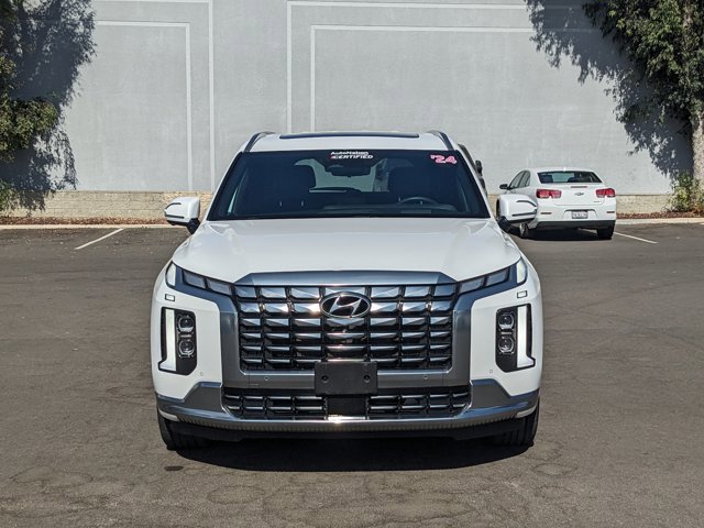 Used 2024 Hyundai Palisade Calligraphy image 2