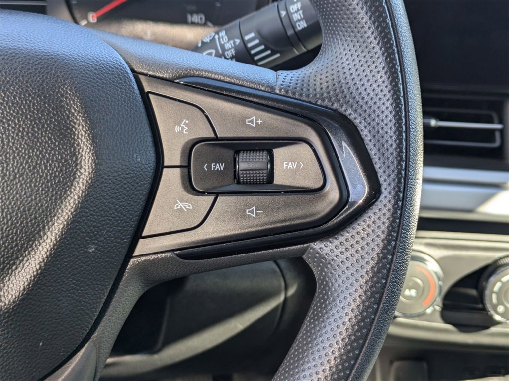 Used 2025 Chevrolet Trax LS image 19