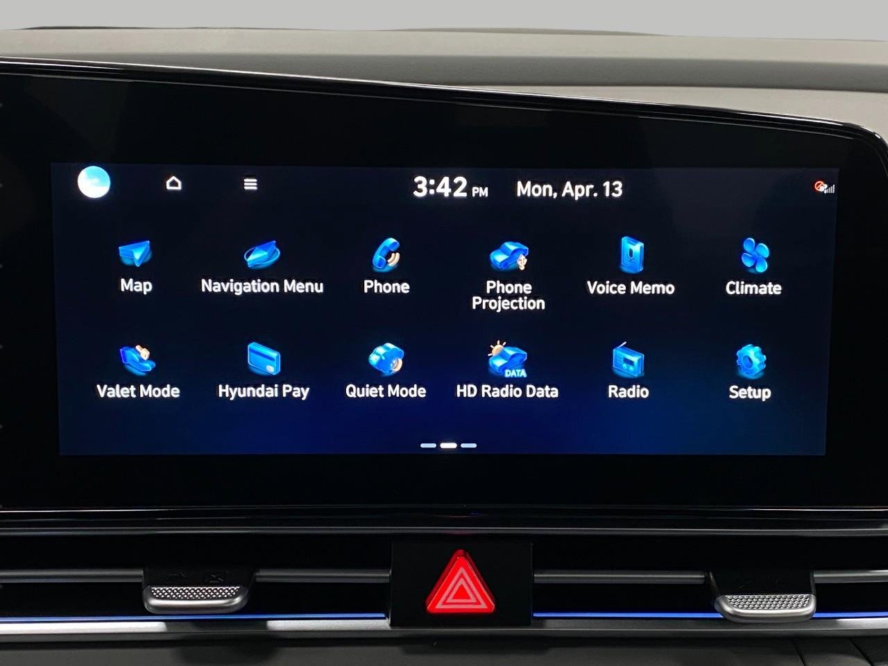 Certified 2025 Hyundai Elantra SEL image 21