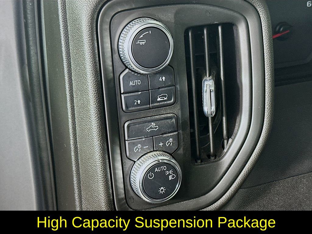 Used 2023 GMC Sierra 1500 Pro w/ Graphite Edition AWD/4WD image 15