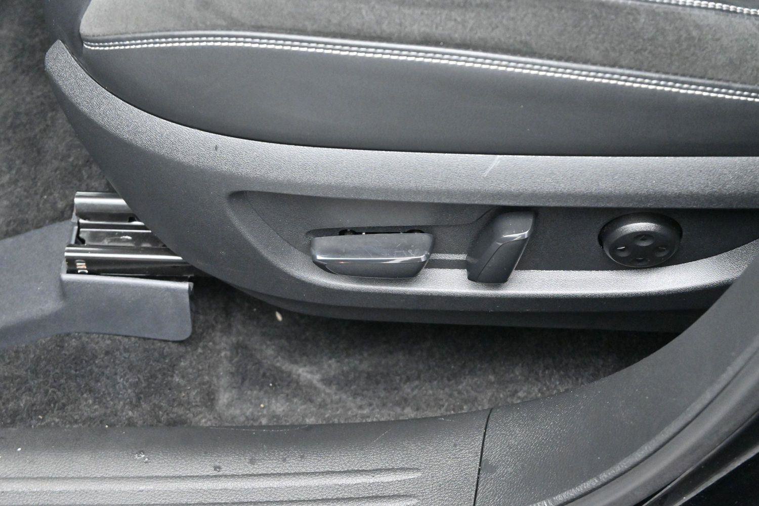 Used 2024 INFINITI QX50 Sensory AWD/4WD image 15