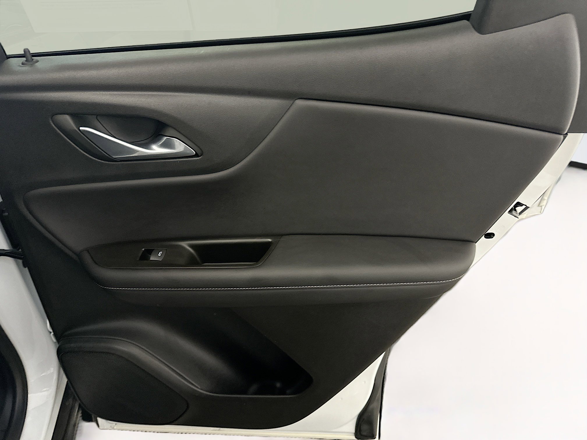 Used 2023 Chevrolet Blazer LT w/ Convenience Package image 32