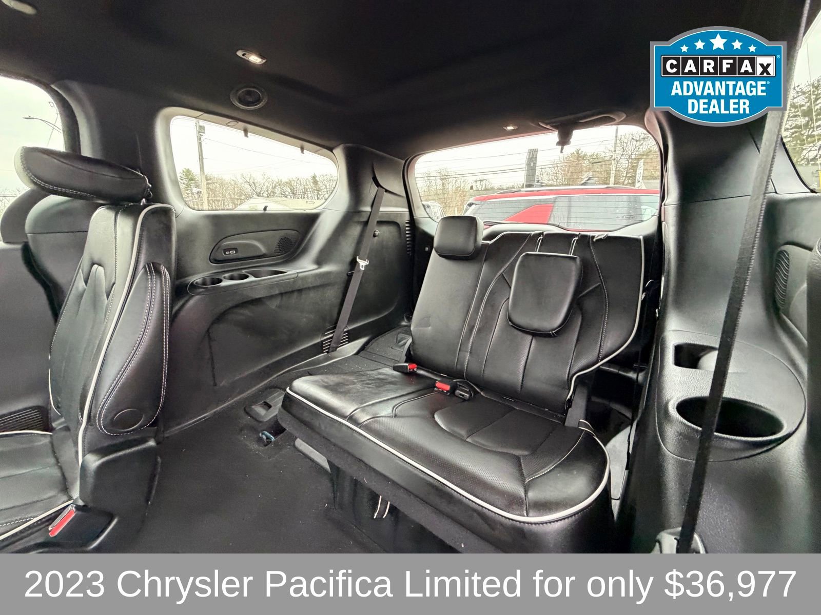 Used 2023 Chrysler Pacifica Limited w/ S Appearance Package AWD/4WD image 9