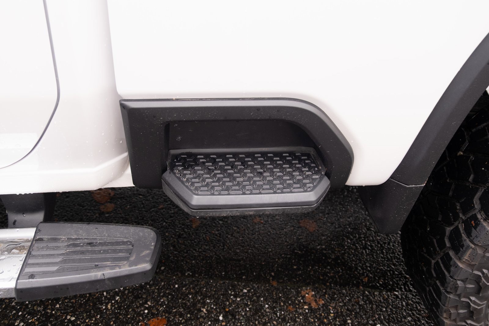 Used 2020 Chevrolet Silverado 3500 High Country w/ Technology Package image 35