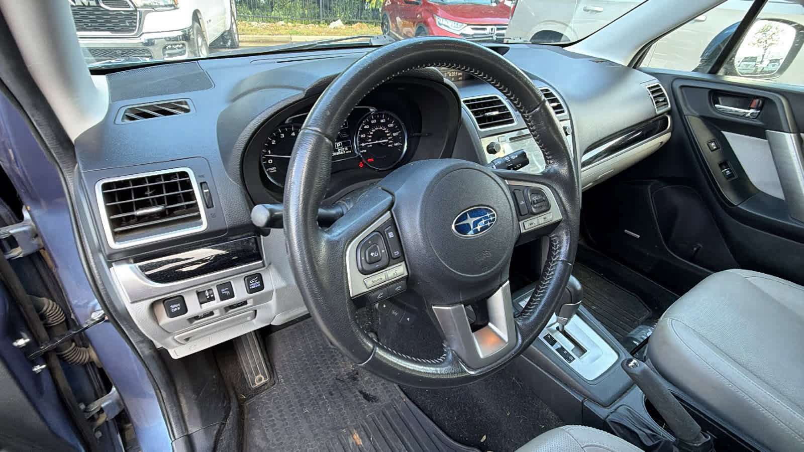 Used 2017 Subaru Forester 2.5i Limited AWD/4WD image 10