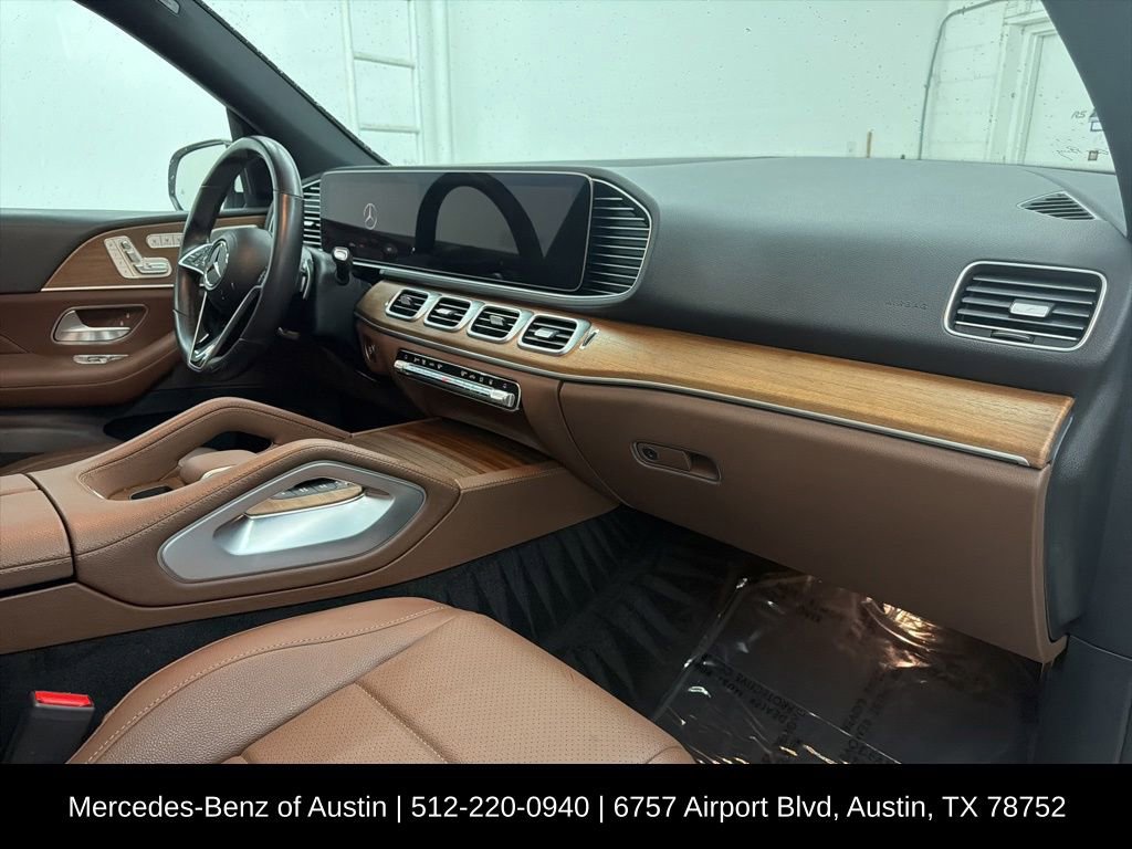 Used 2024 Mercedes-Benz GLE 450e 4MATIC image 29