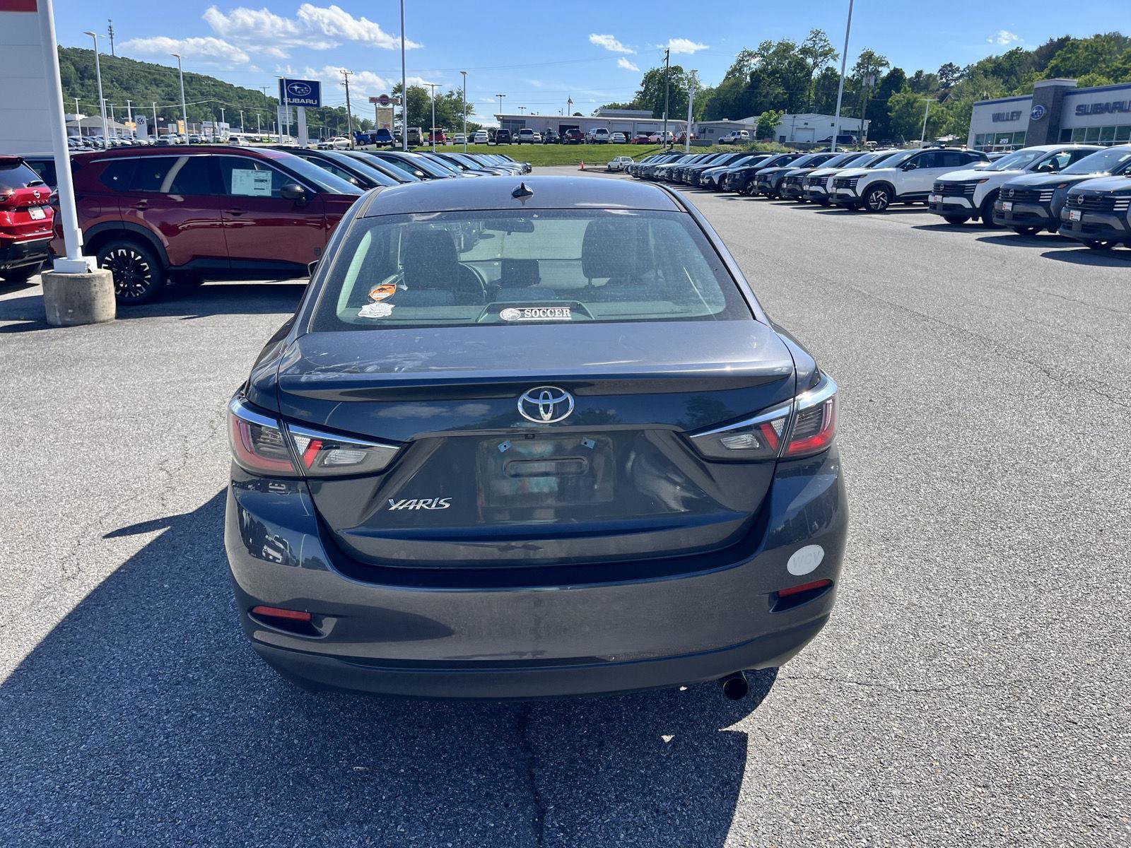 Used 2019 Toyota Yaris LE FWD image 6