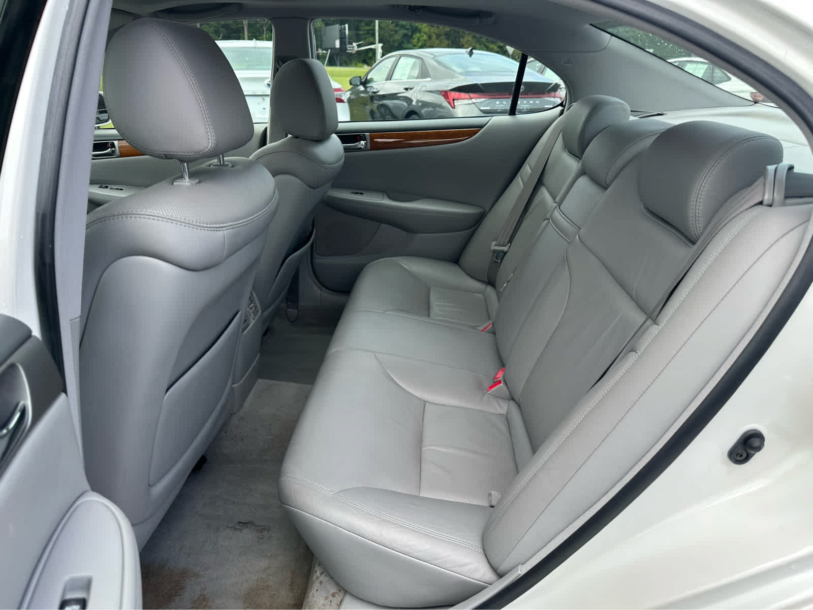 Used 2005 Lexus ES 330 w/ Preferred Accessory Pkg FWD image 13