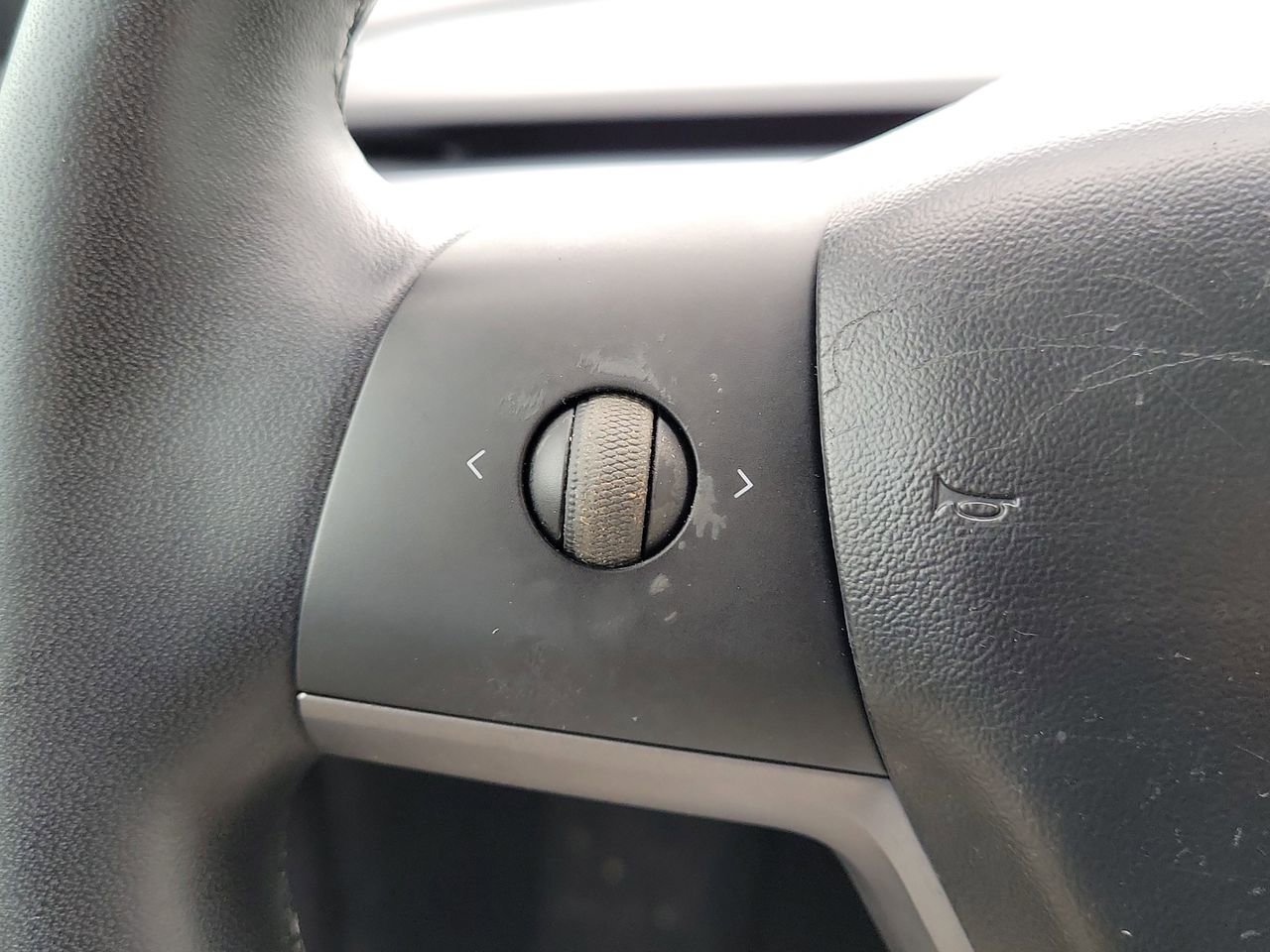 Used 2020 Tesla Model 3 image 25